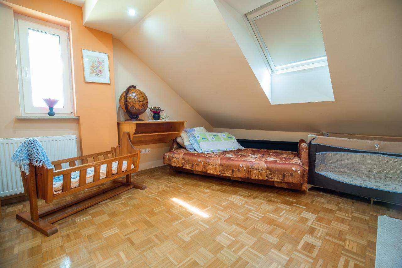 Dom wakacyjny Luxury Ana With Hot Tub Visnja Gora