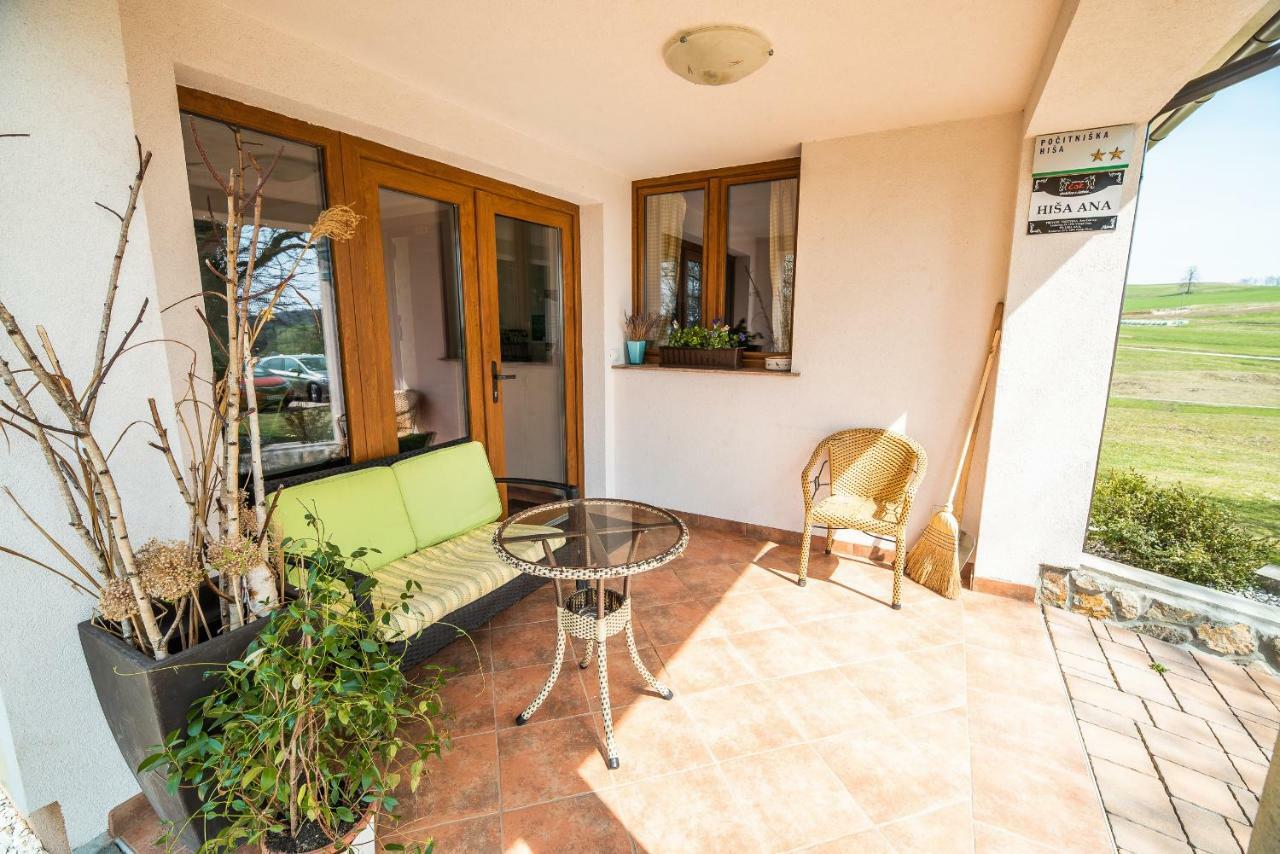 Luxury Ana With Hot Tub Ferienhaus Visnja Gora