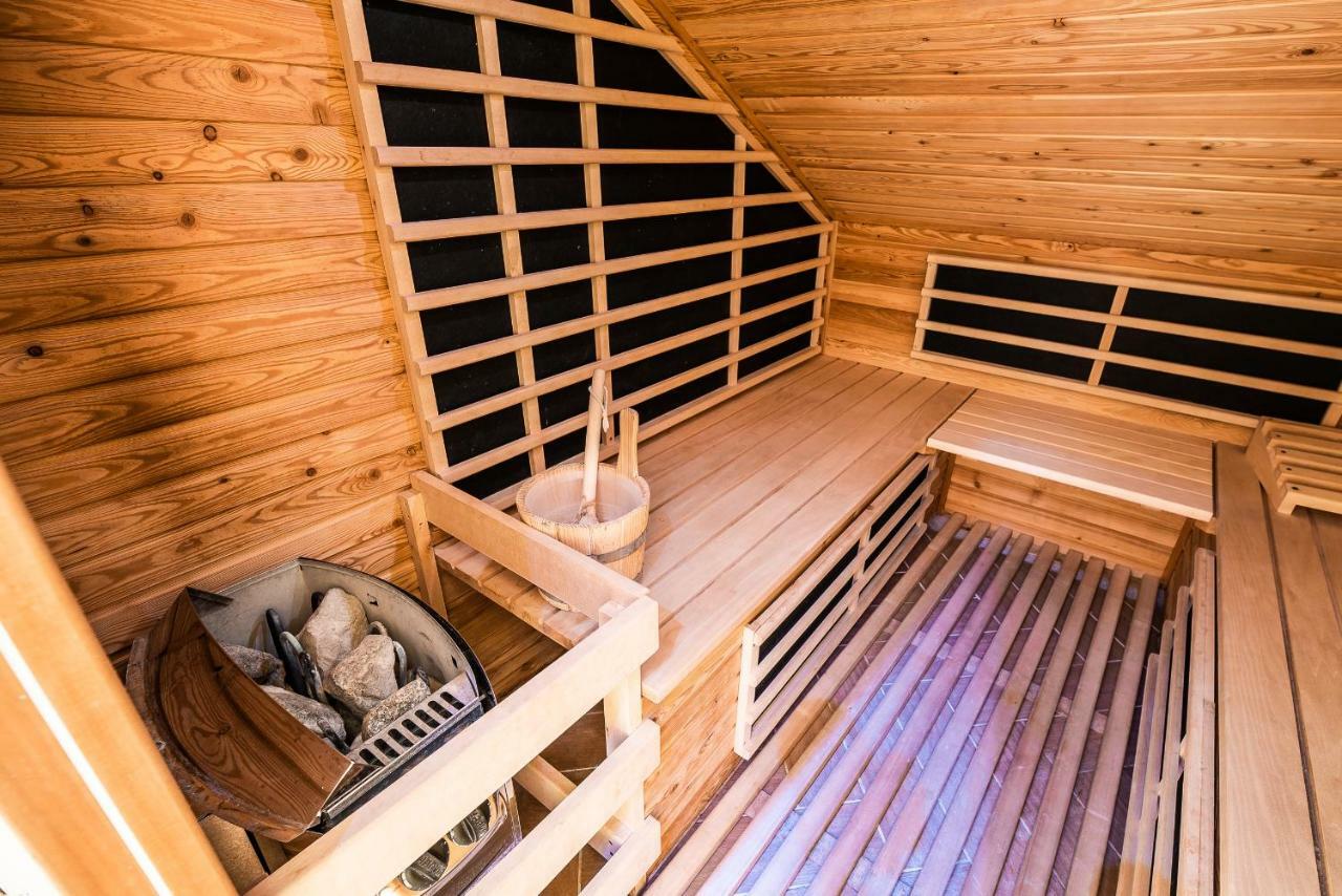 Dom wakacyjny Luxury Ana With Hot Tub Visnja Gora